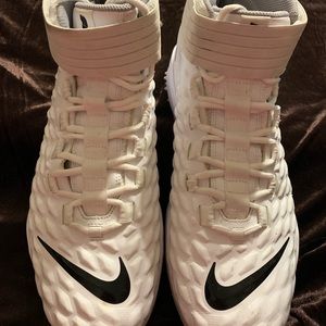 EUC. Nike Force Savage Pro 2 Shark P White Mens Football Cleats Size 15 OSU